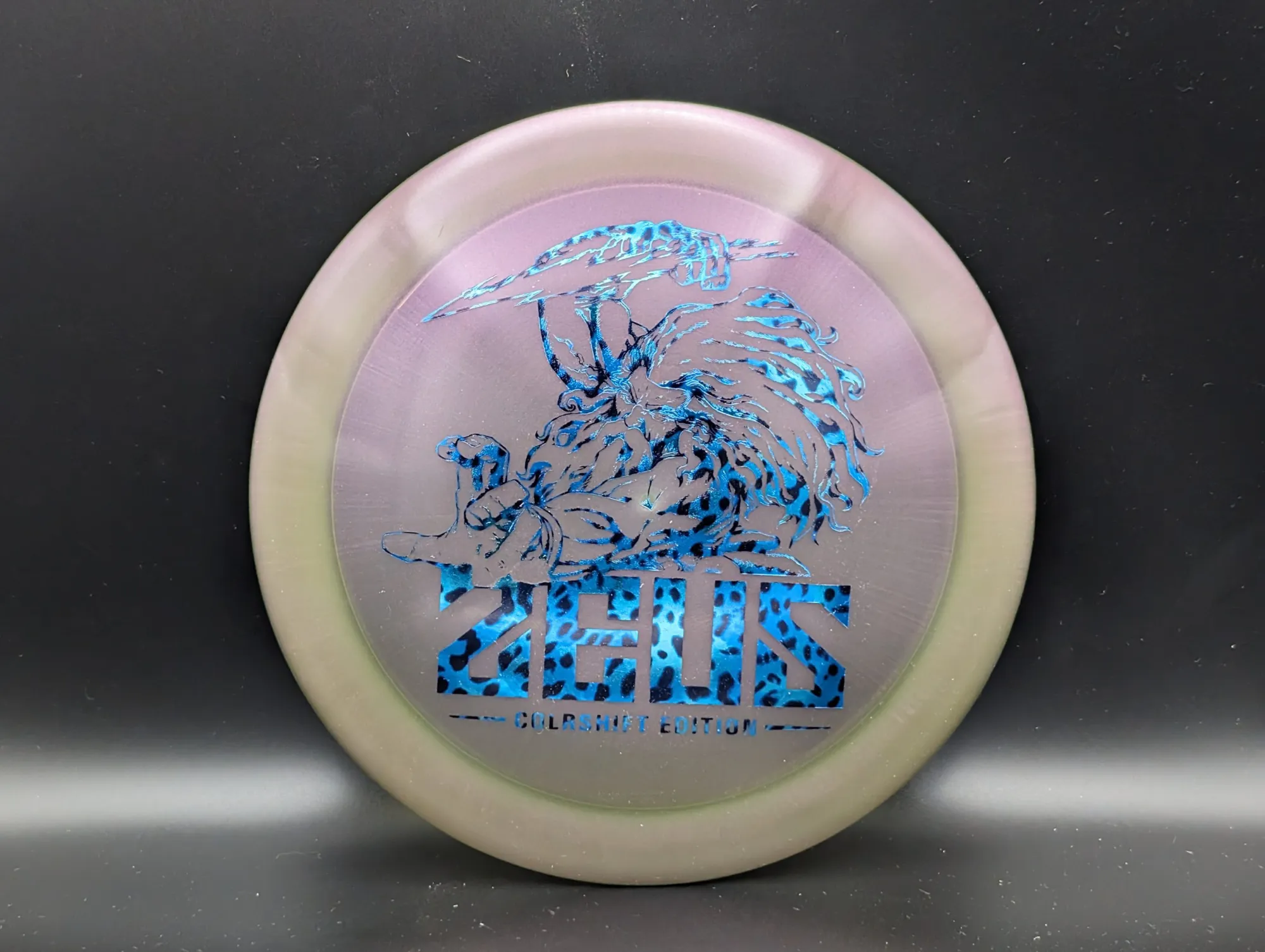 Photo of this disc, Colorshift Z, 170-172 g, Green-Purple/Blue Leopard