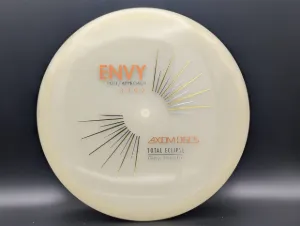 Photo of this disc, Total Eclipse, 174 g, Glow/Stock 2, full size