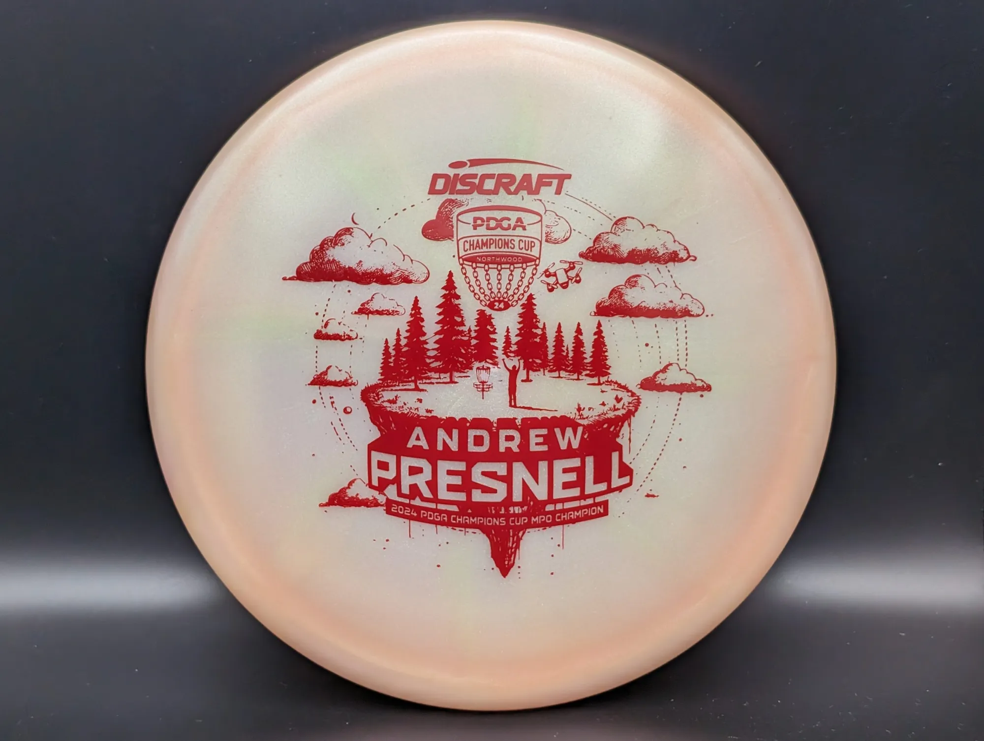 Photo of this disc, Z Swirl Colorshift, 177 g+, Light Peach/Red