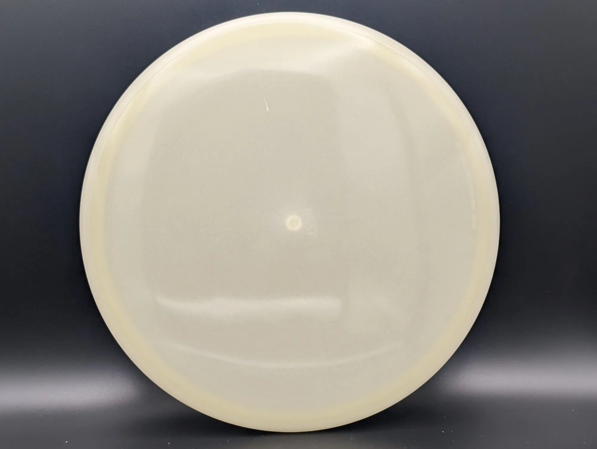 Photo of this disc, Total Eclipse, 173 g, Glow/Blank
