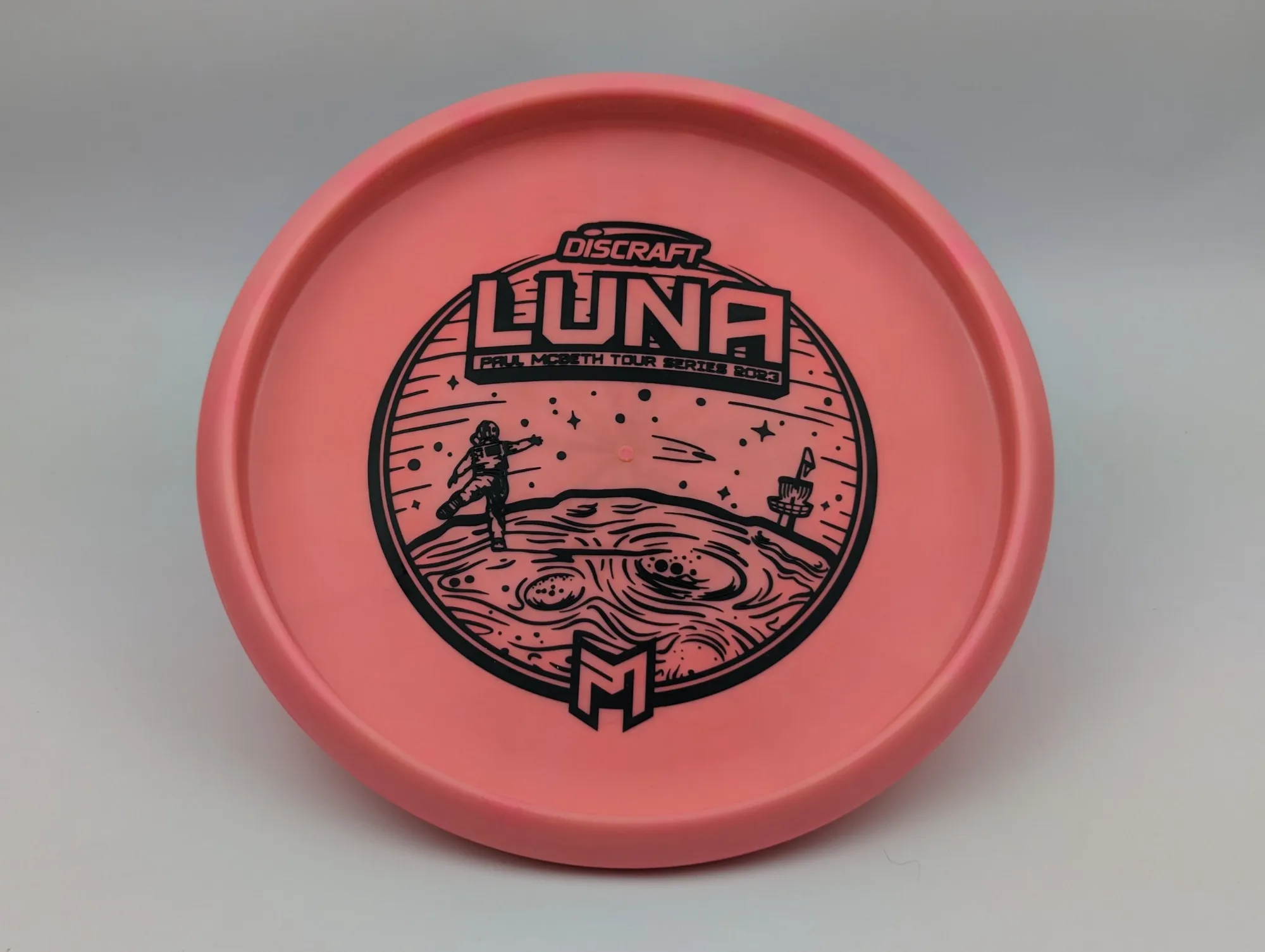 Photo of this disc, 173-174 g