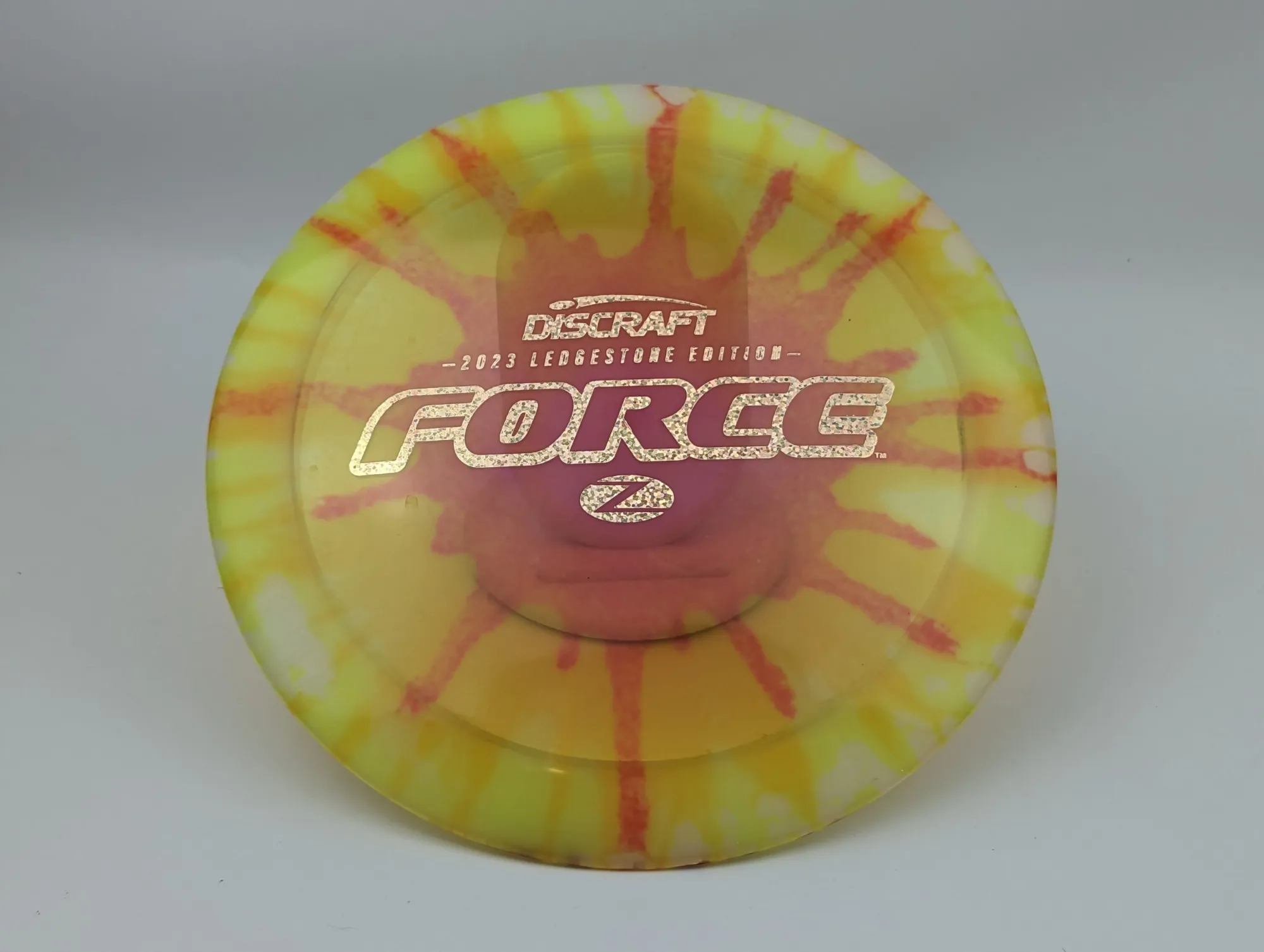 Photo of this disc, Z Fly Dye, 173-174 g