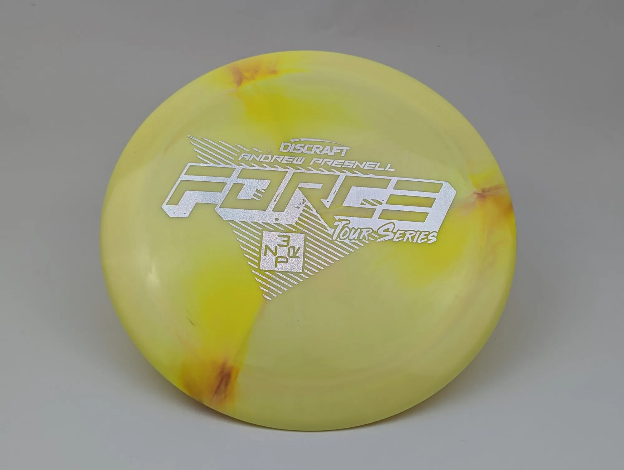 Photo of this disc, 173-174 g