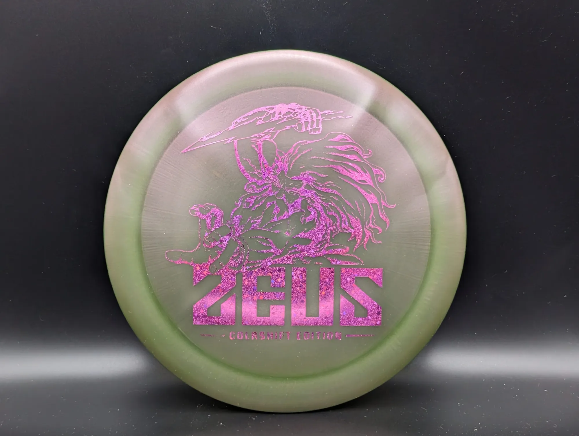 Photo of this disc, Colorshift Z, 173-174 g, Green/Purple