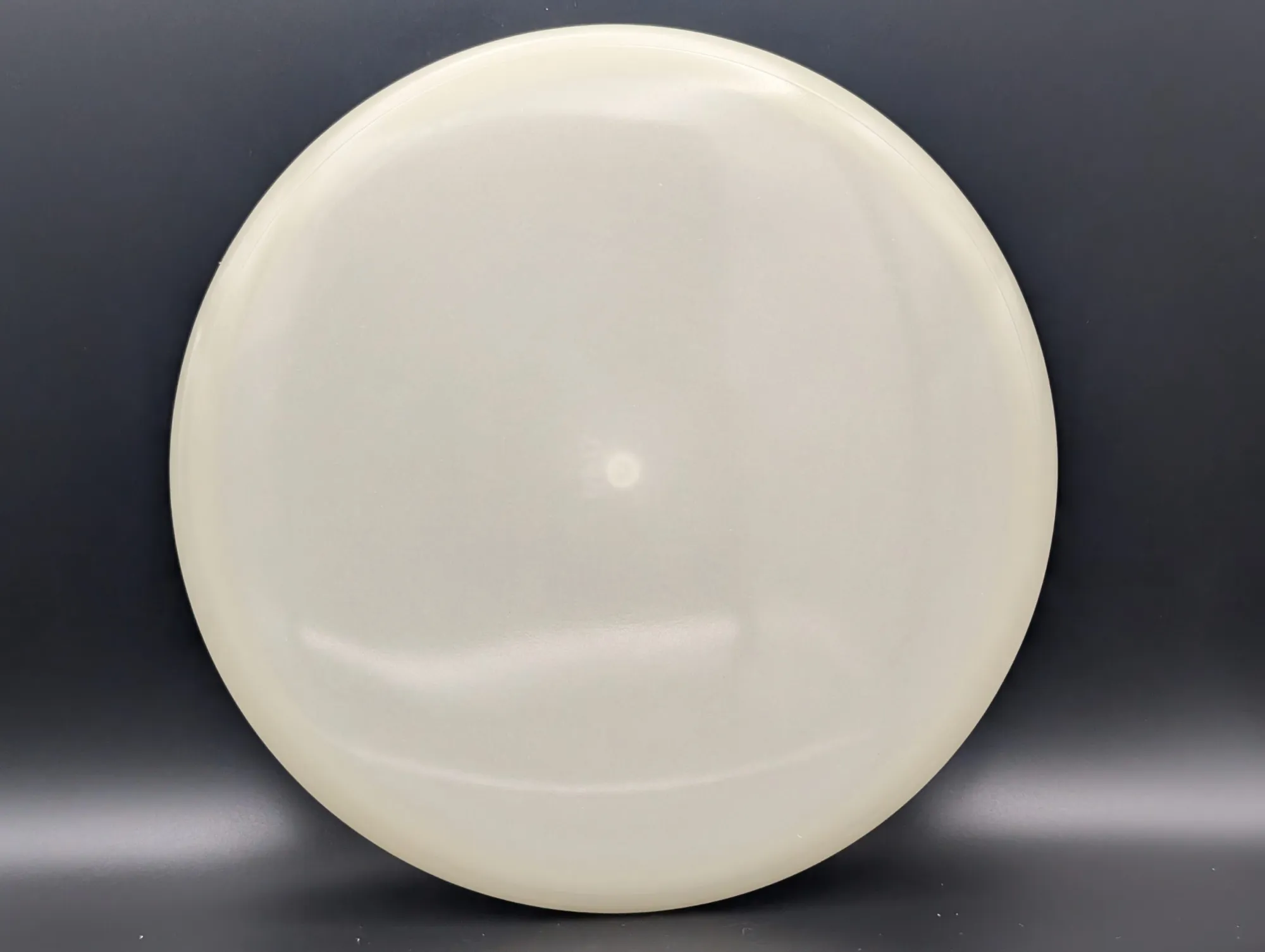 Photo of this disc, Total Eclipse, 174 g, Glow/Blank