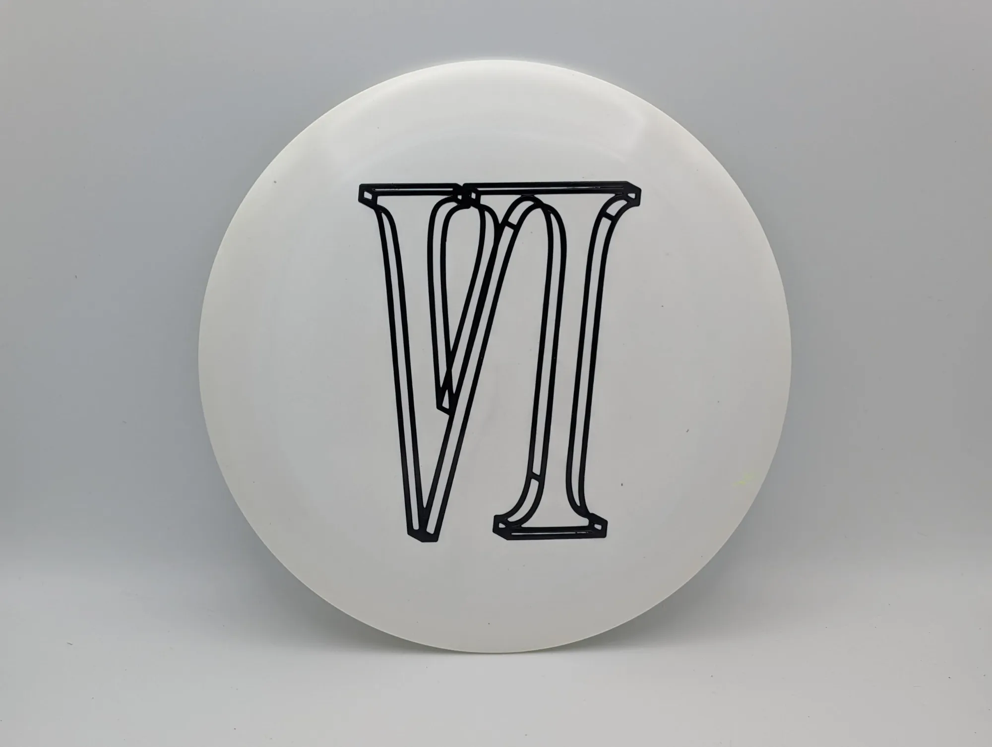 Photo of this disc, ESP, 173-174 g, White/Black