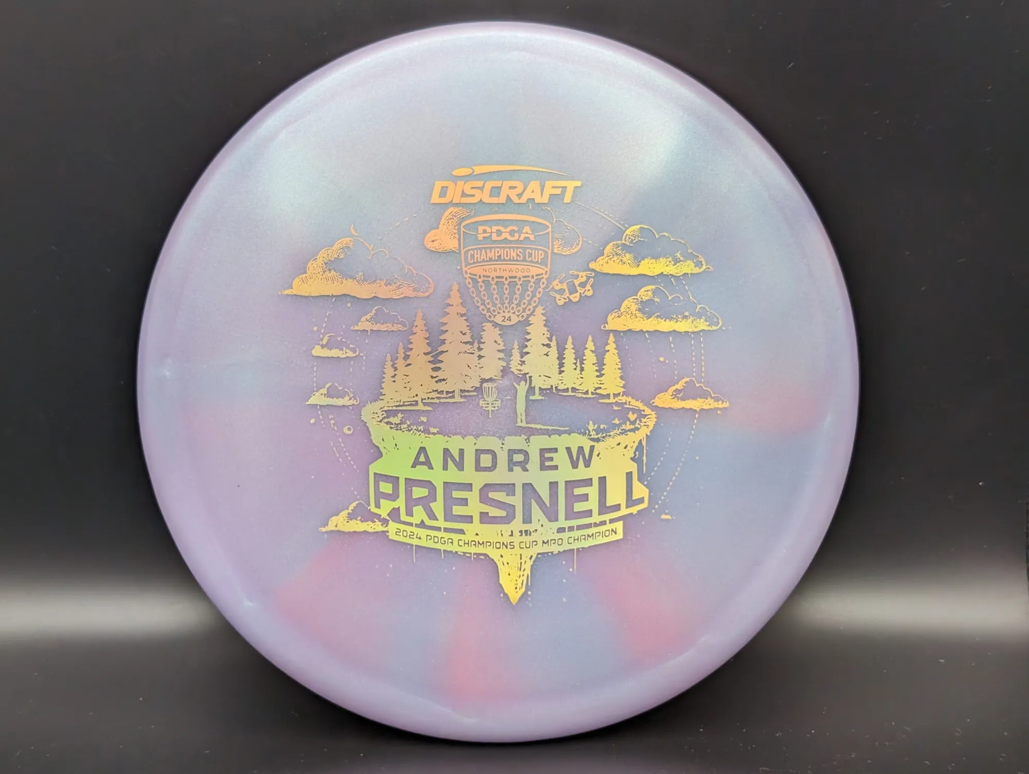 Photo of this disc, Z Swirl Colorshift, 177 g+, Light Purple/Gold 2
