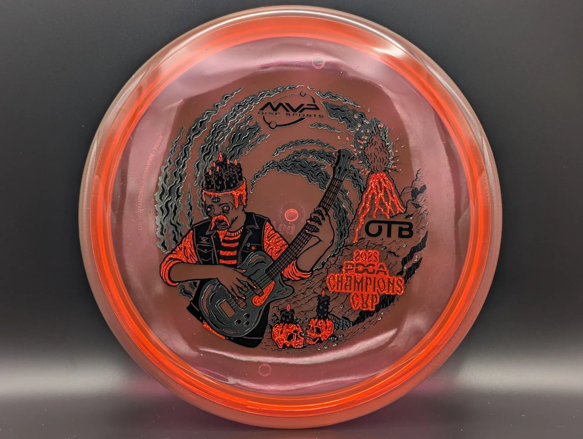 Photo of this disc, Prism Proton (Soft), 176 g, Red/Pale Pink-Orange