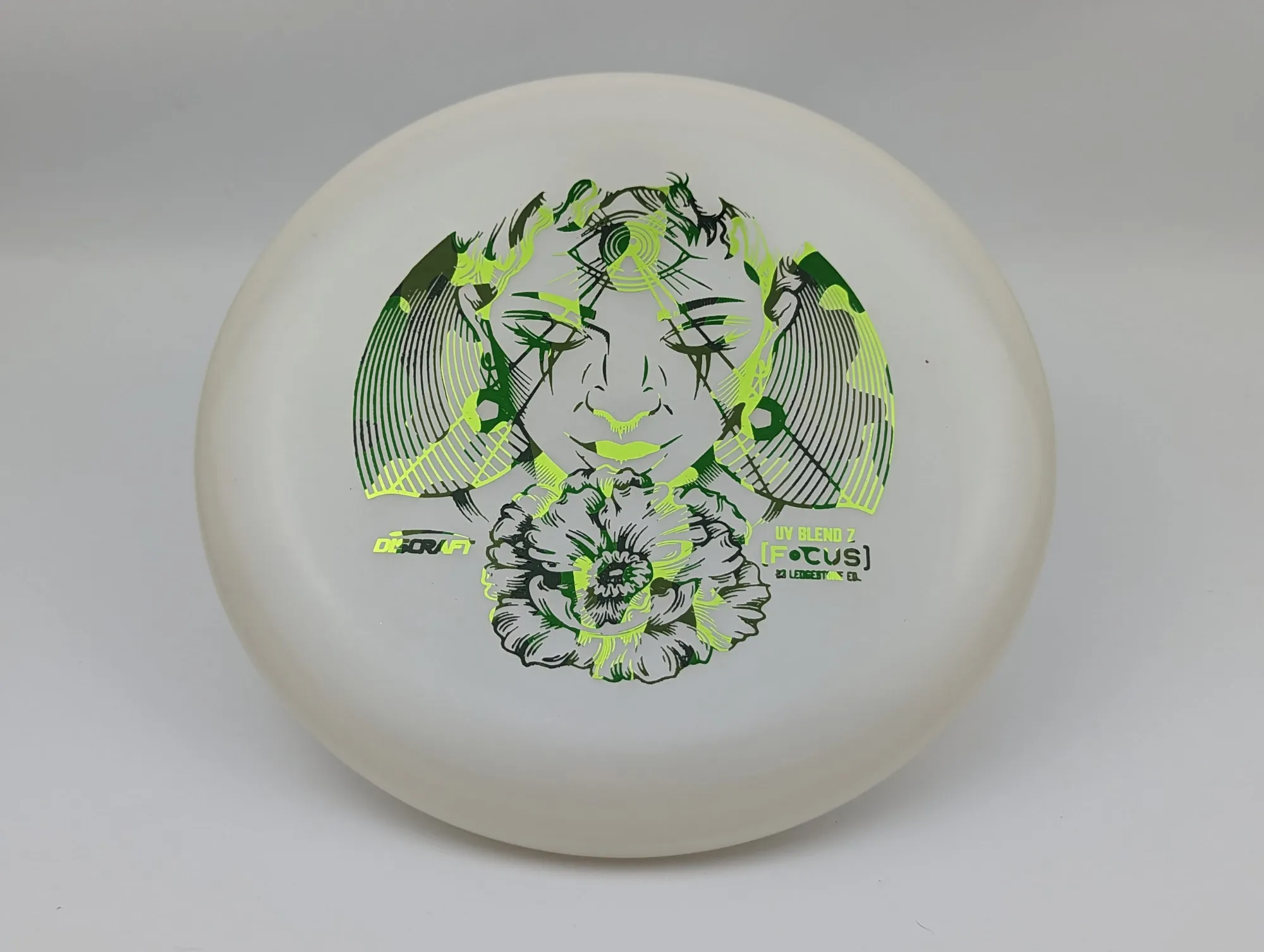 Photo of this disc, UV Blend Z, 173-174 g, 173-174g - D5996