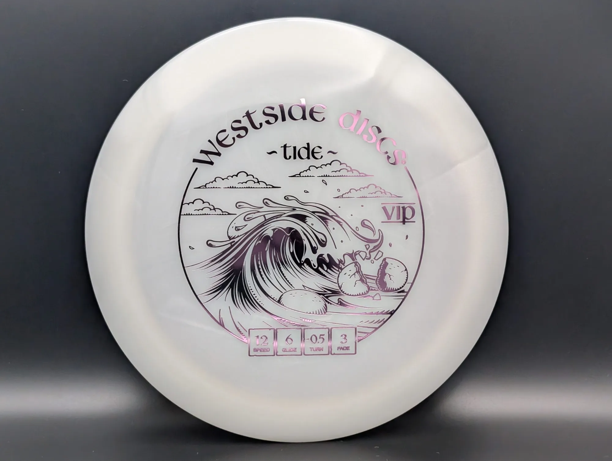 Photo of this disc, VIP, 174 g, White